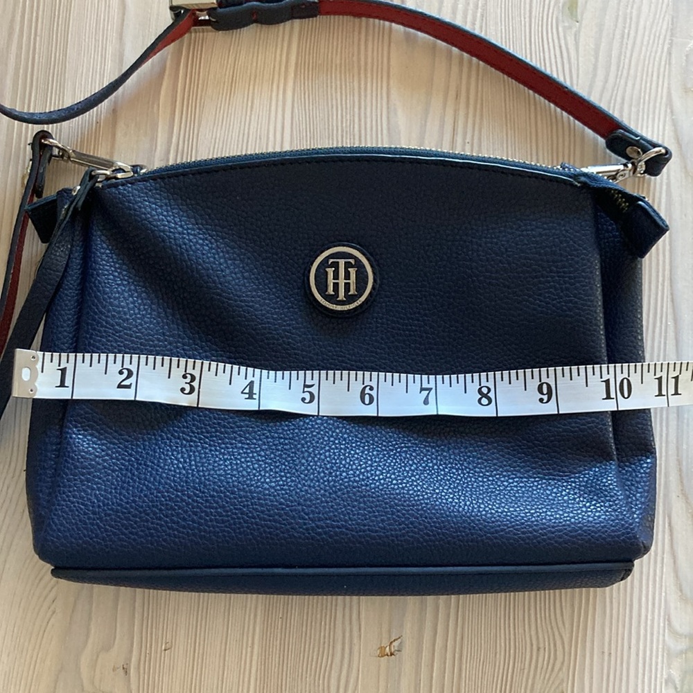 Tommy Hilfiger Navy Red Bag - Picture 12 of 13